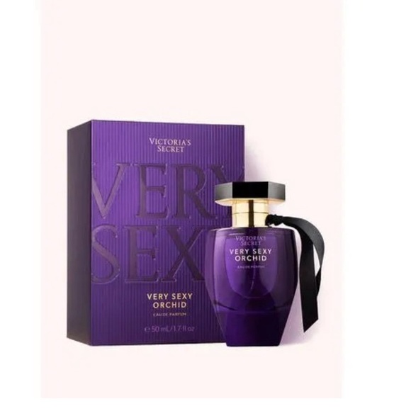 Victoria’s Secret very sexy orchard rollerball - Picture 2 of 3